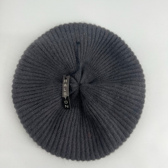 Halston Gray Ribbed Tam Beret Beanie Lambswool Angora  Hat NWT - Picture 2 of 7